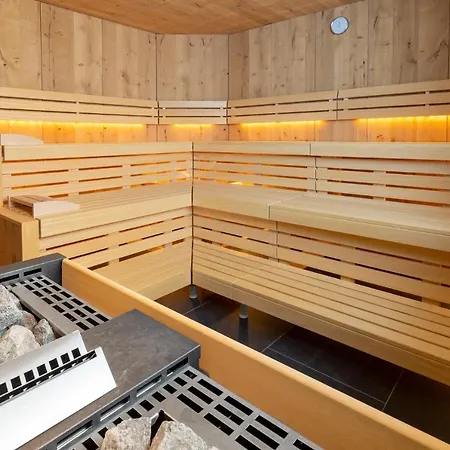Hotel Garni Herz Tirolo