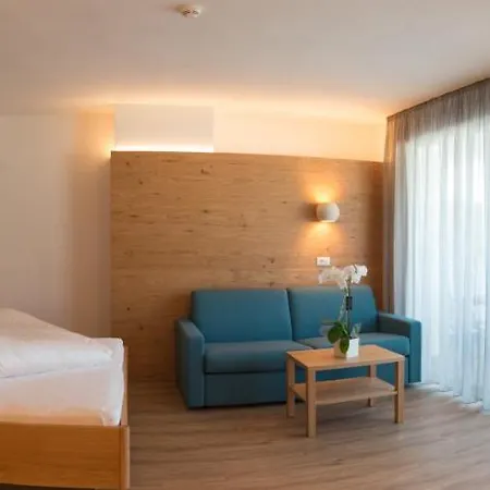 Garni Herz Hotel 3*