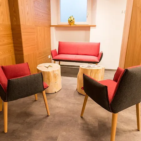 Hotel Garni Herz 3*