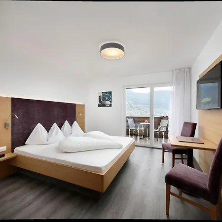 Hotel Garni Herz 3*